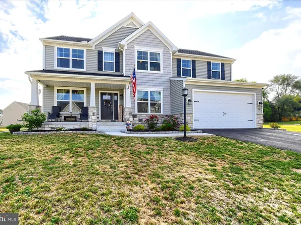 130 Sruthi Dr, Mechanicsburg, PA 17050
