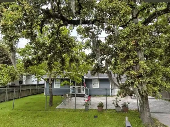 10509 Barnham St, Houston, TX 77016