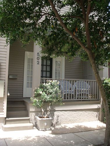 entrance/porch