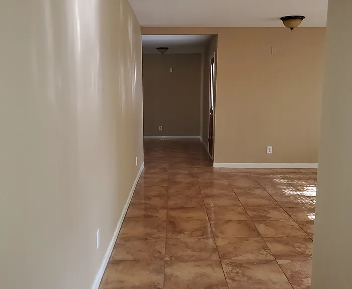 814 E Ebony Dr — Photo 10