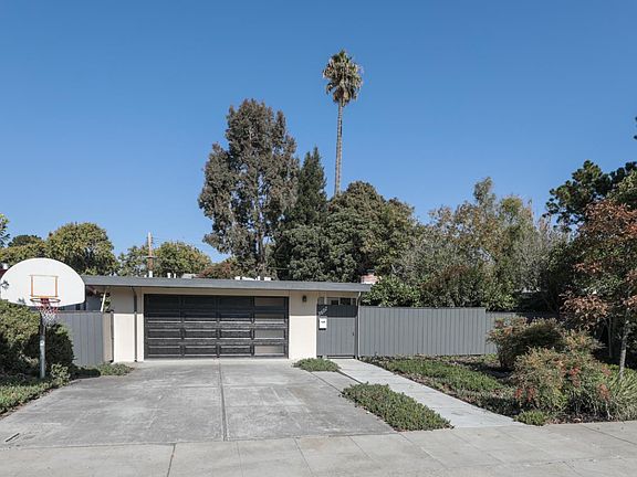 2nd image of 3607 Evergreen Dr