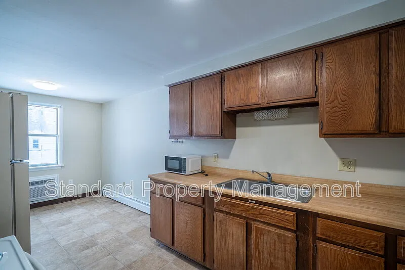 153 Cramer St — Photo 4