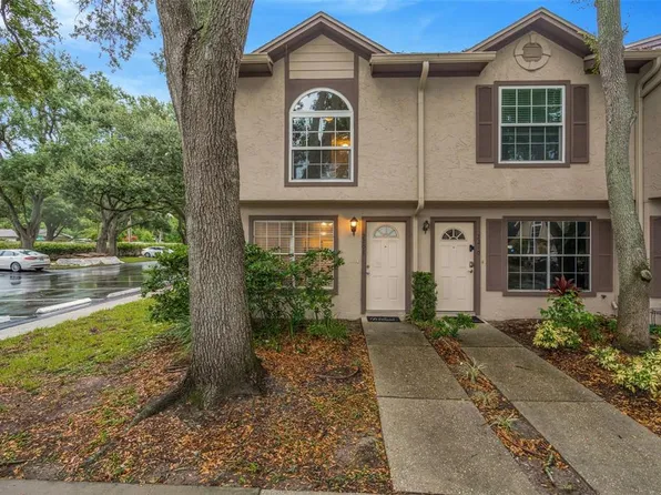 2208 FLETCHERS POINT CIRCLE, TAMPA, FL 33613
