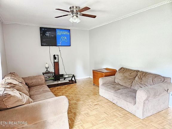 3rd image of 2115 Sentell Cir