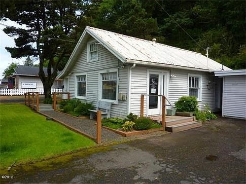 4th image of 6062 SE Highway 101