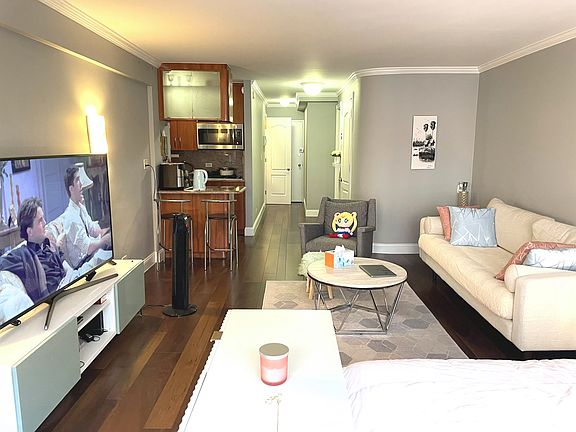 4th image of 420 E 55th St APT 9K