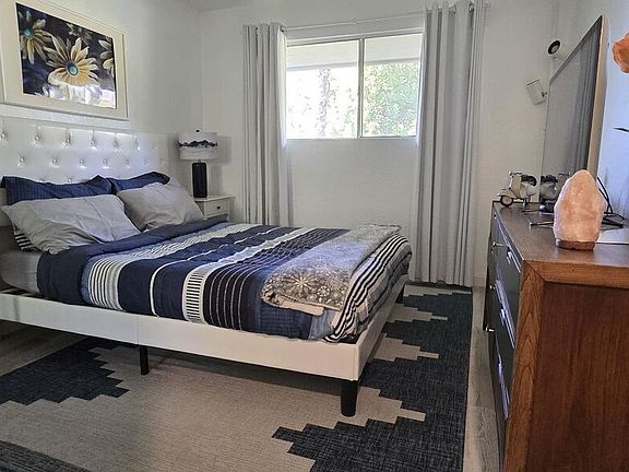 5th image of 2825 N Los Felices Rd Unit 213