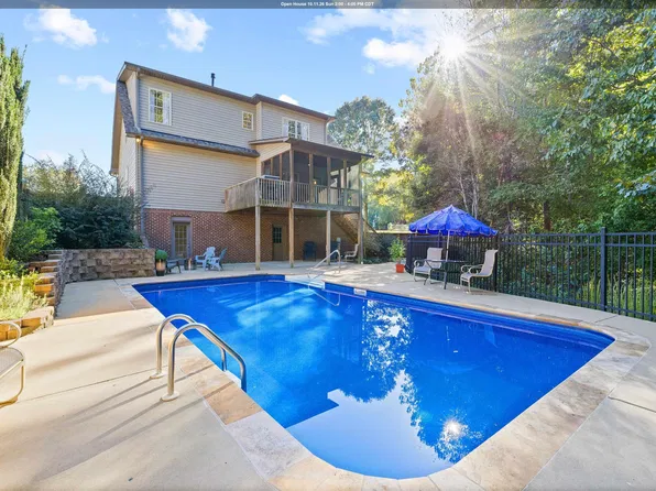 3179 Cahaba Park Dr, Trussville, AL 35173