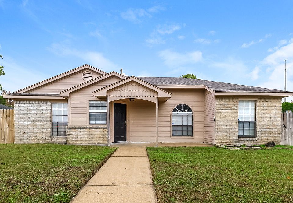 1st image of 2215 Hazyknoll Ln