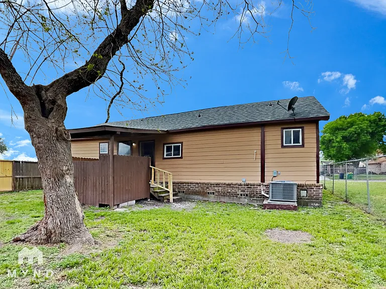 11807 Roandale Dr — Photo 20