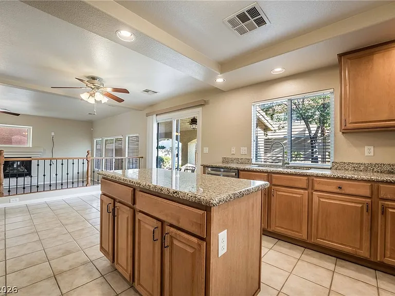 823 Beartooth Falls Ct — Photo 13