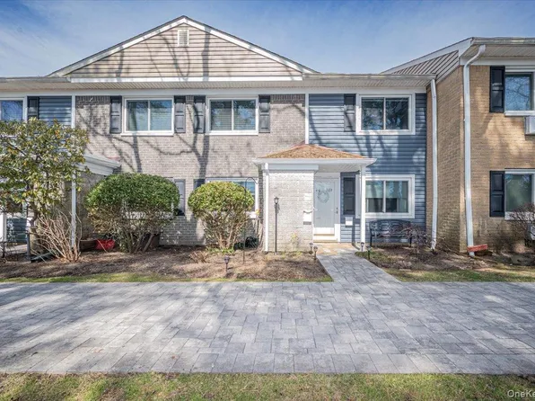 40 W 4th Street #206, Patchogue, NY 11772