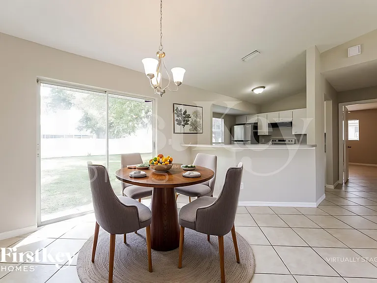 2565 Vogler Ln — Photo 7