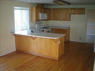 2nd image of 6703 Ruth Dr