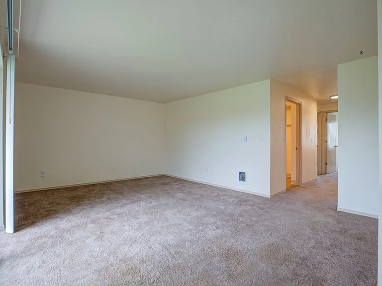 #294 FIELDSTONE APARTMENTS — Photo 37