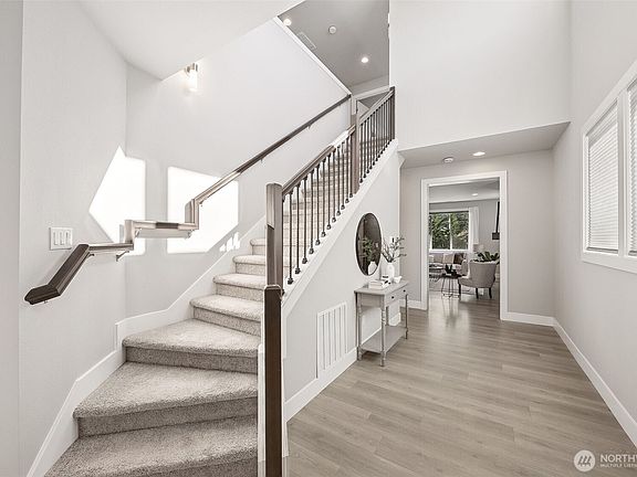 3rd image of 12131 92nd Avenue Ct E