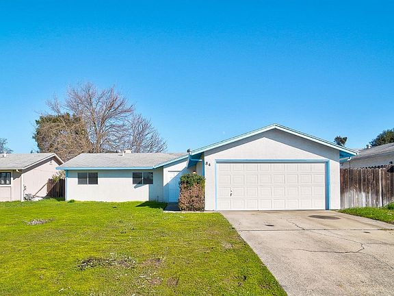 2nd image of 84 Kennelford Cir