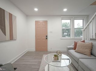1069 Collings Rd, Camden, NJ 08104