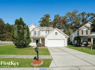 123 Salt Meadow Ln, Summerville, SC 29483
