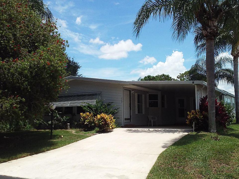 1st image of 117 Lost Lake Dr #9