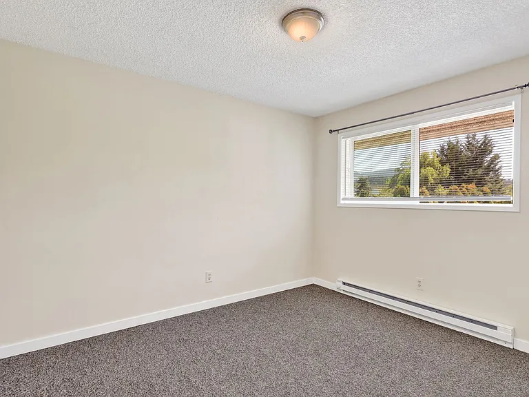 1418 Harris Ave — Photo 23