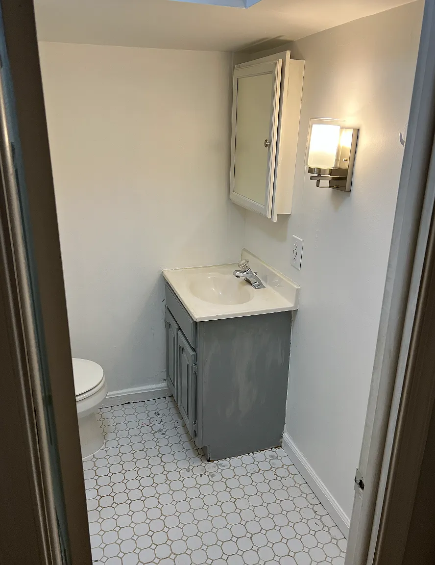 1 bed, 420 sqft, $1,425 — Photo 2