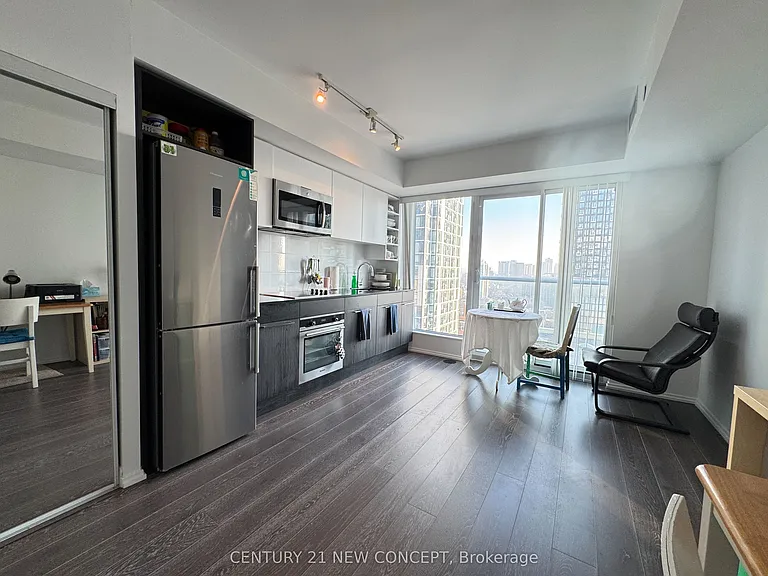 68 Shuter St #1811 — Photo 17