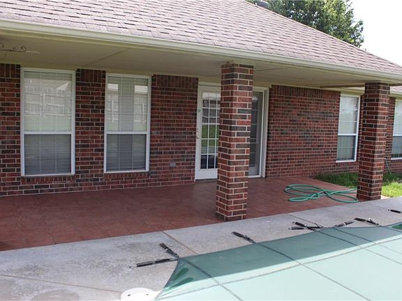 5th image of 1521 Wilshire Dr