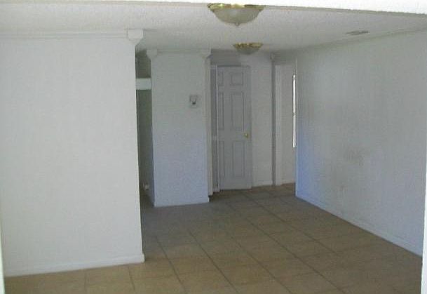 2nd image of 1957 W 23rd St