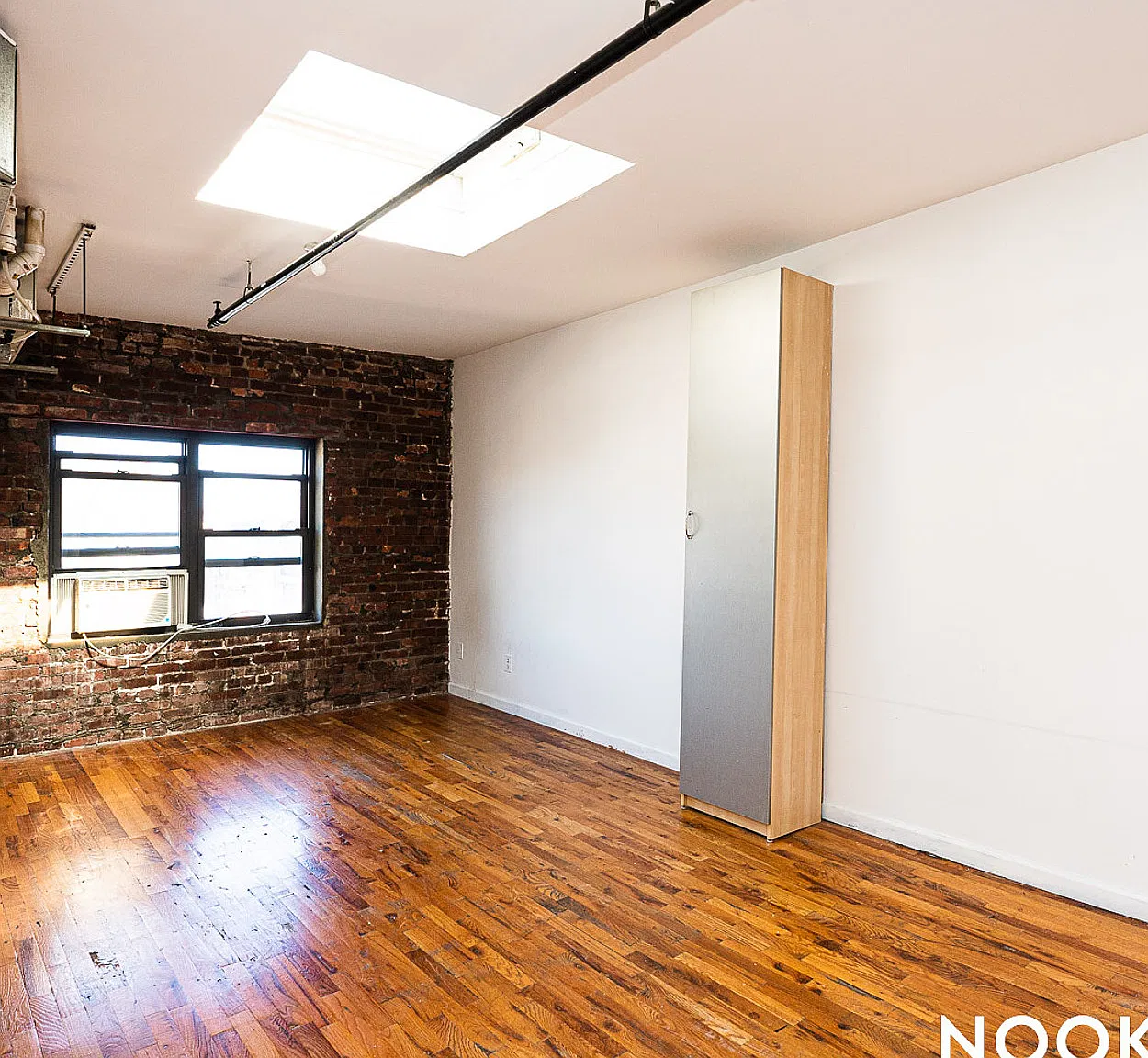 27 Arion Place — Photo 2