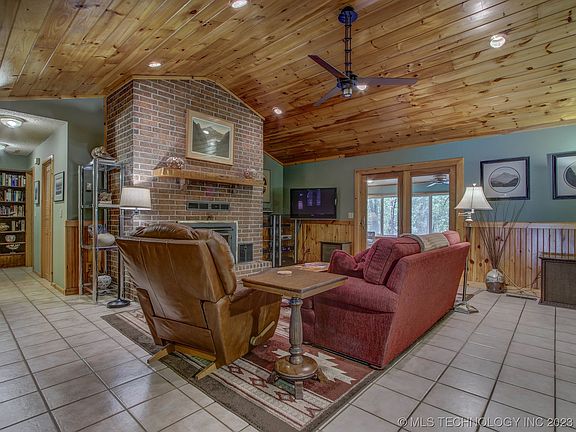 5th image of 21550 E Pecan Dr