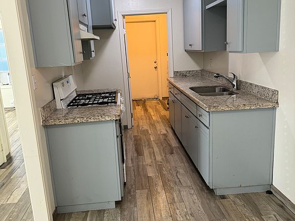 2nd image of 1212 N Rinaldi St