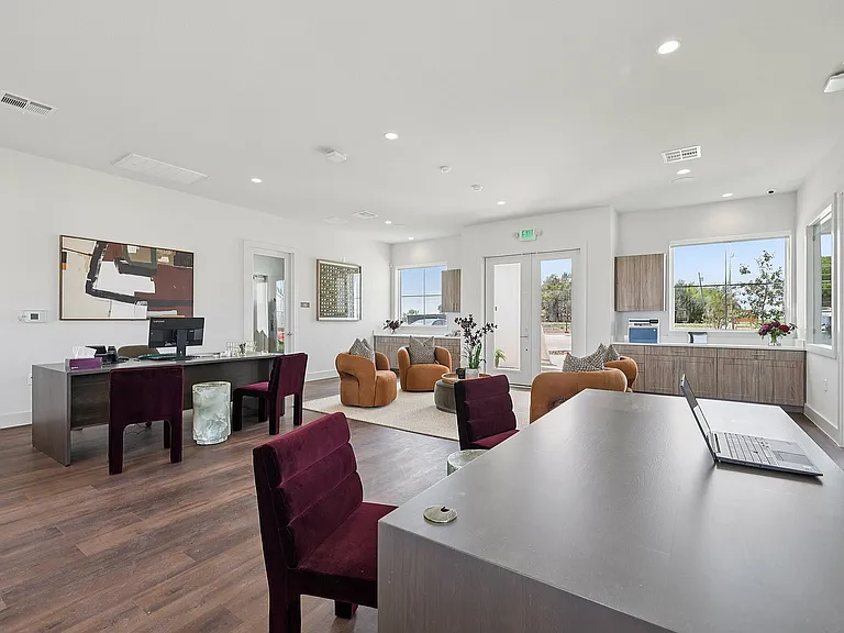 YardHomes Trailside Leasing Office