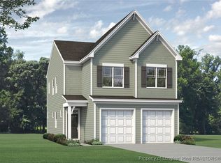 4542 Bunkers Bay Ln, Hope Mills, NC 28371