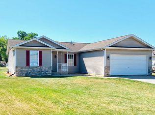 1162 Whitney St, Burns Harbor, IN 46304