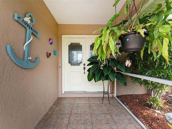 5th image of 291 Rotonda Cir