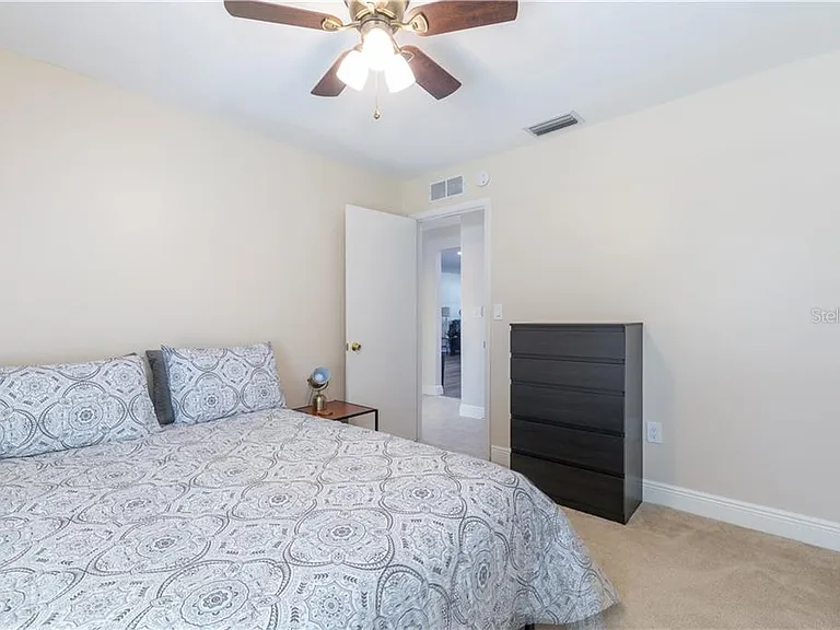 4711 Ridge Point Dr — Photo 13