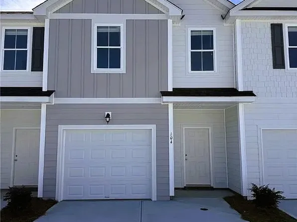 104 Stafford Loop, Richmond Hill, GA 31324