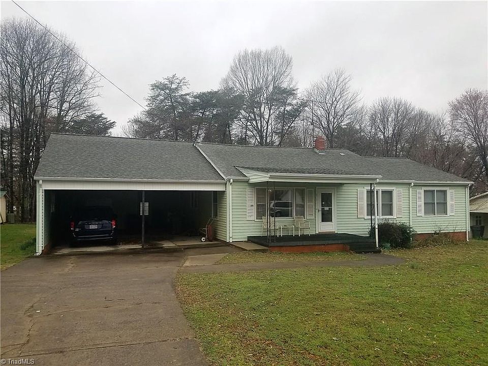 1st image of 812 Poplar St