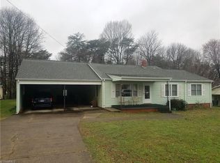 812 Poplar St, Reidsville, NC 27320