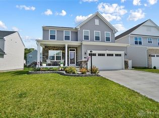 170 Cresting Rd, Fairborn, OH 45324