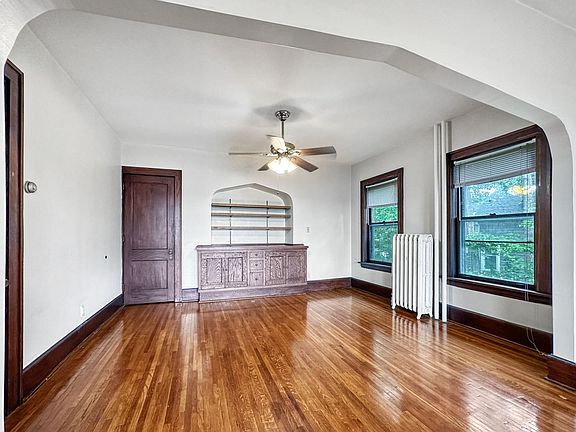 5th image of 331 Ramsey St #1
