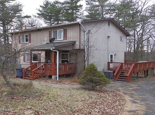 126 Hickory Rd, Dingmans Ferry, PA 18328