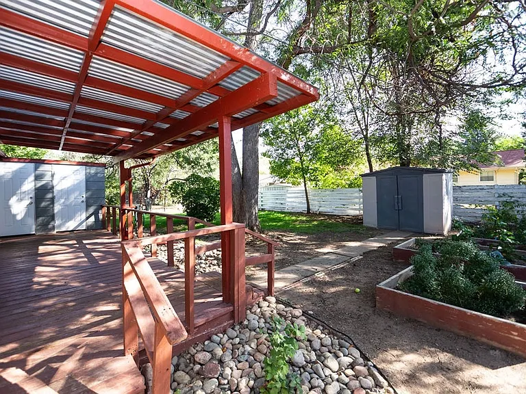 402 Tedmon Dr — Photo 31