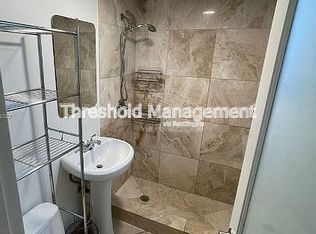 150 SW 10th St APT 3, Miami, FL 33130