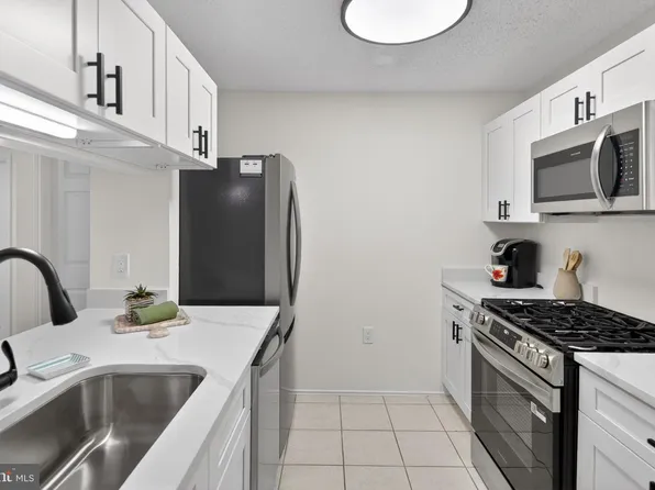 21009 Timber Ridge Ter Unit 203, Ashburn, VA 20147