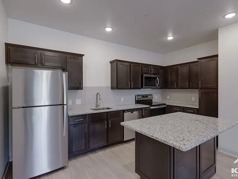 Liberty Gardens Apartments — Photo 39