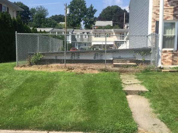 2515 Girard Ave, Reading, PA 19609