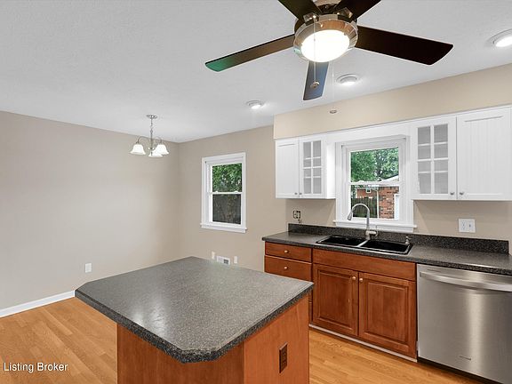 4th image of 2704 Alps Rd