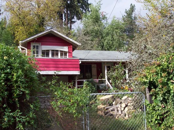 16630 Center Way, Guerneville, CA 95446